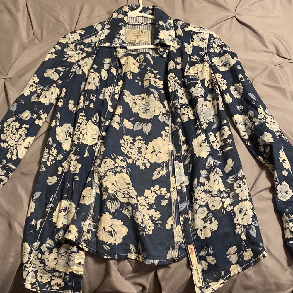 Guess blouse